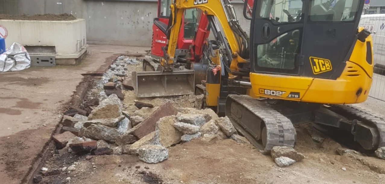 Désimperméabilisation et végétalisation des espaces extérieurs  d’une résidence à Paris (75)