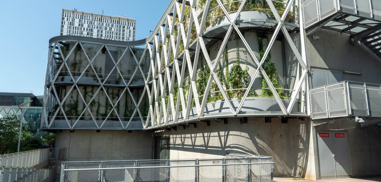 Gestion d’un toit-terrasse et des façades végétalisées d’un centre commercial (75) (5)