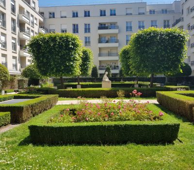 Entretien des jardins d’une grande copropriété à Chevilly-Larue (94) (2)