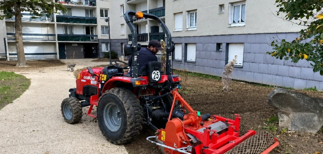 Végétalisation d’une résidence d’habitat social à Champs-sur-Marne (77) (3)